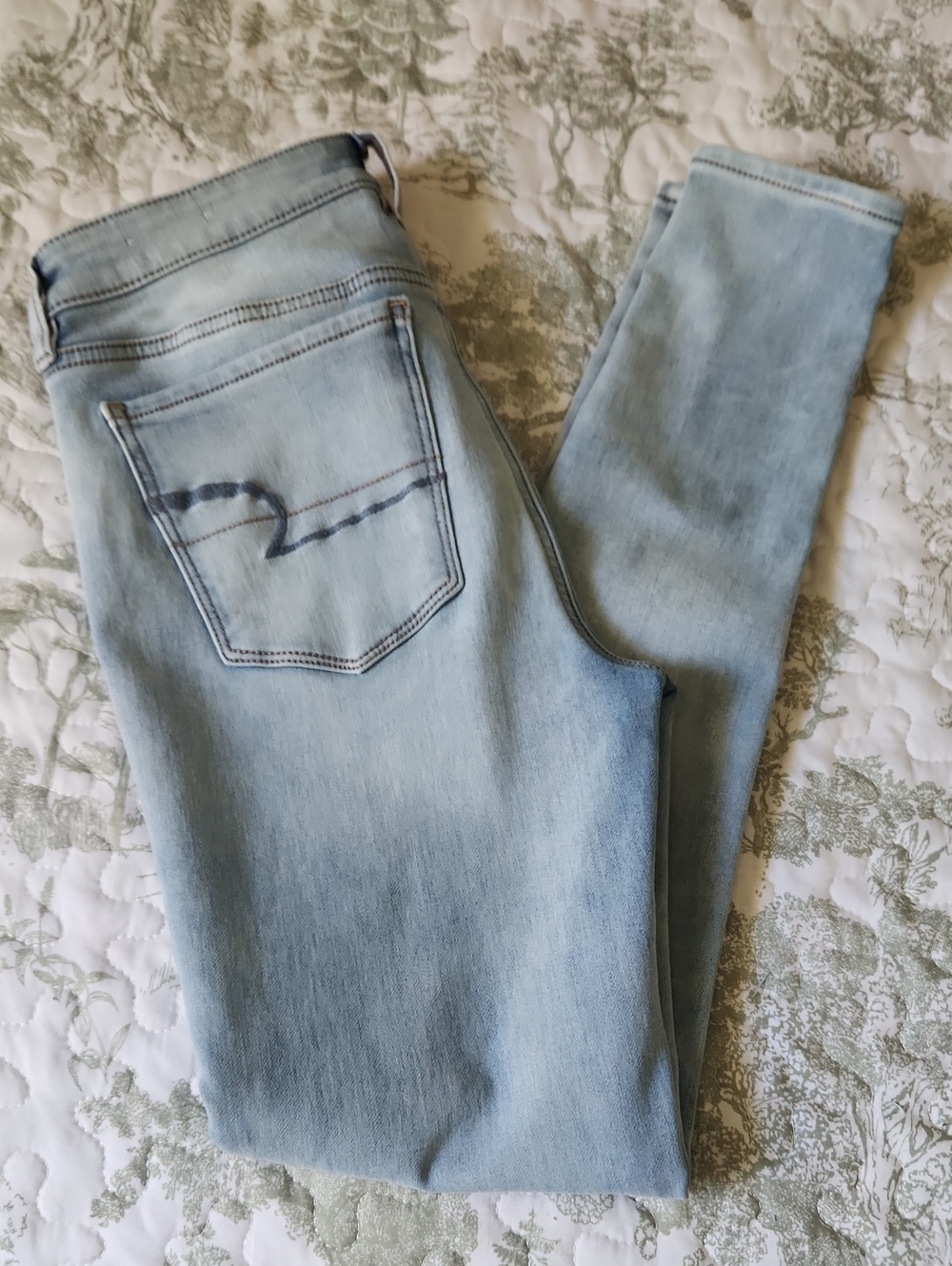 American Eagle Hi-Rise Jegging